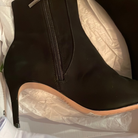 Schutz Bette Bootie - Picture 4 of 9